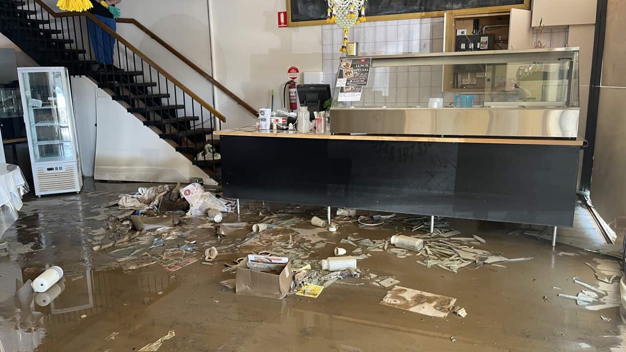 น้ำท่วมเข้าภายในร้านคนไทยในเมืองมูรูปนา (Mooroopna)