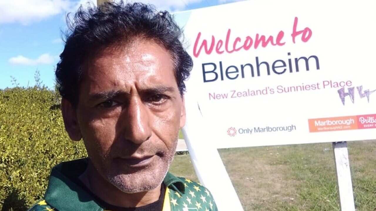 Pakistani Peace walker Kharalzada Kasrat Rai