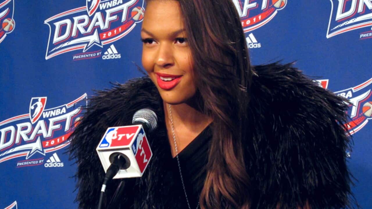 Cambage_basketball_120411_B_AAP_1534946392