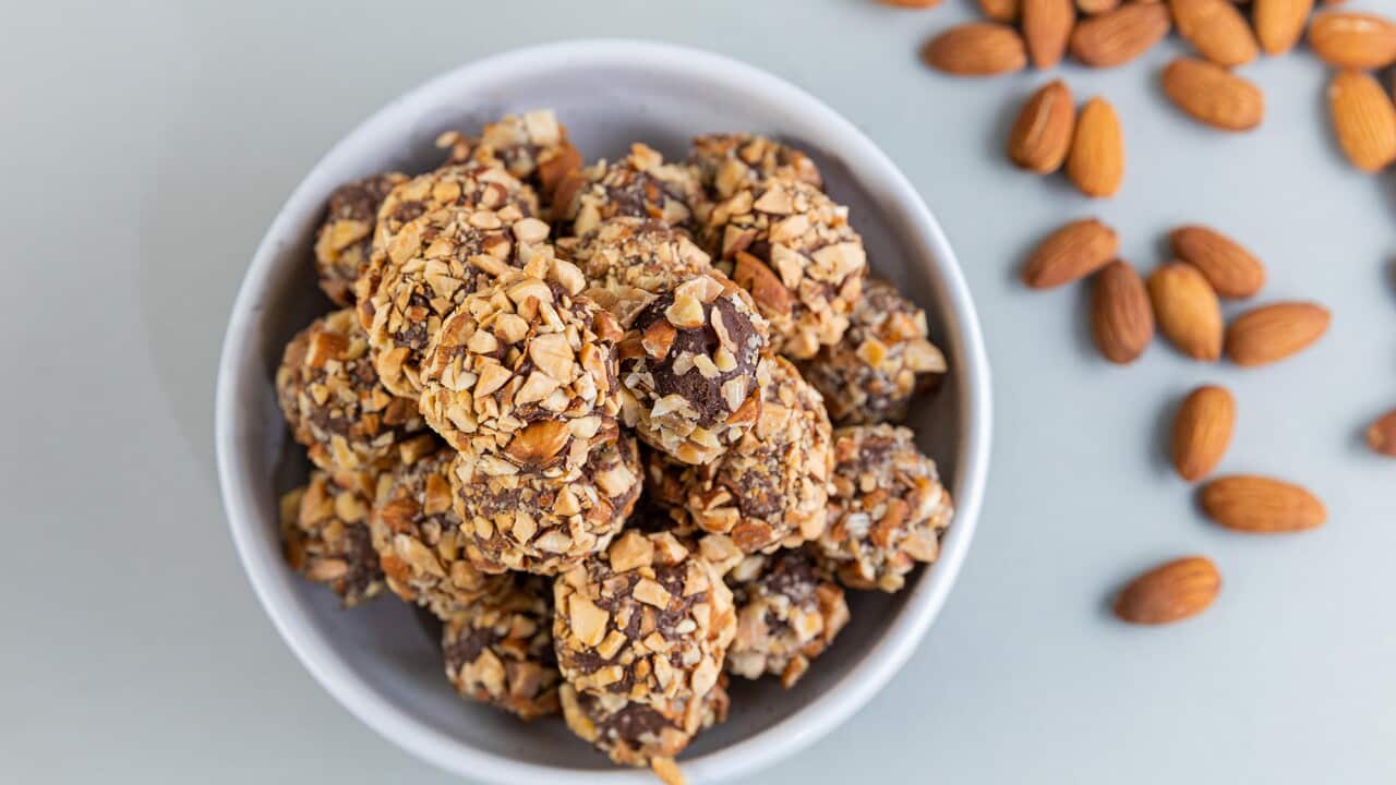 TCQ4_EP04_Almond Truffles_1L0A6233.jpg