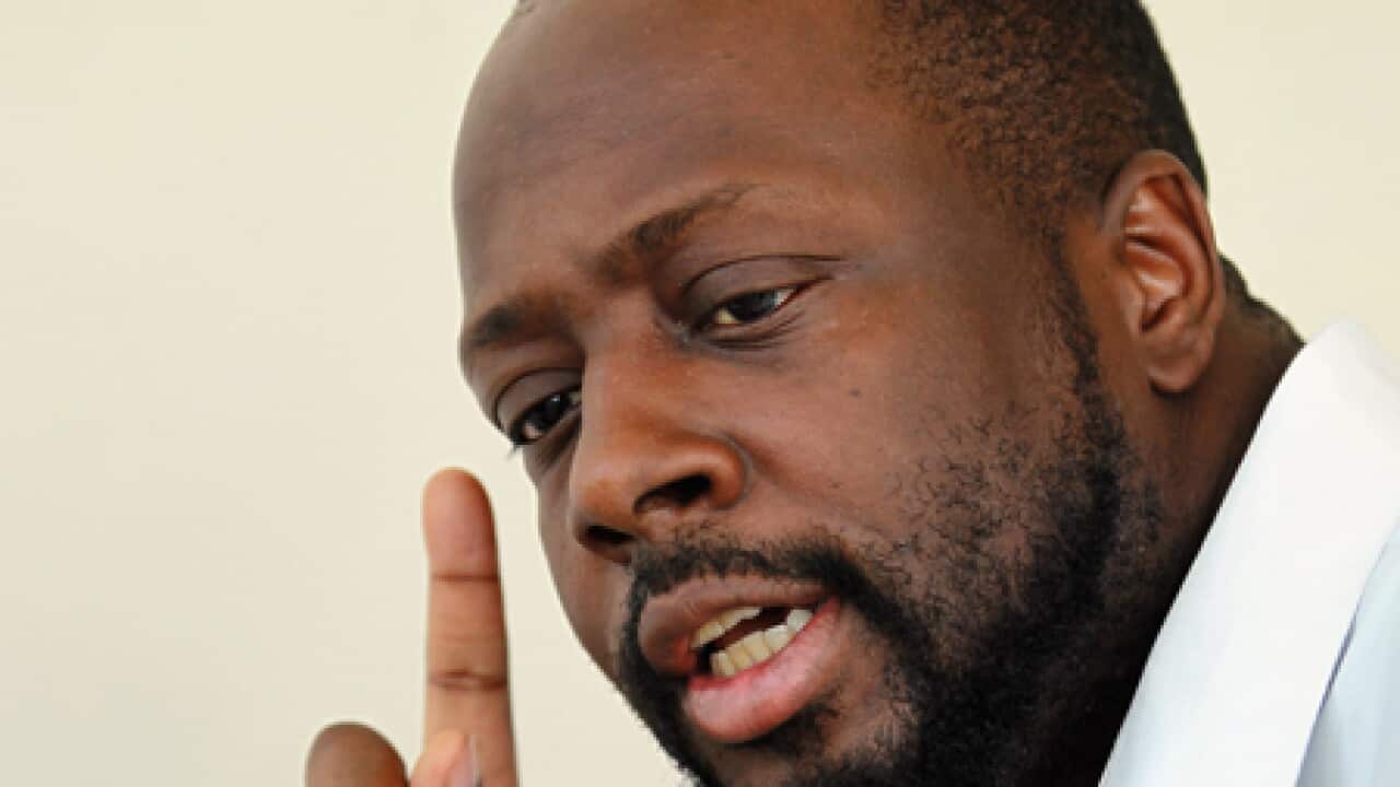 wyclef_jean_finger_100922_B_getty_1676814344