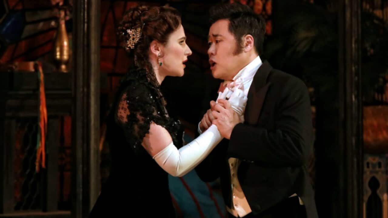 Nicole Car as Violetta Valéry and Ji-Min Park as Alfredo Germont in Opera Australia's 2018 production of La Traviata at the Sydney Opera House
