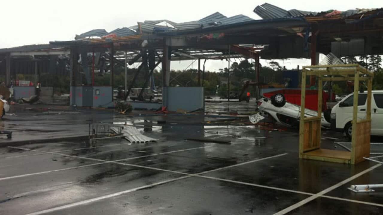 nz_tornado_b_110503_twitpic_575154204