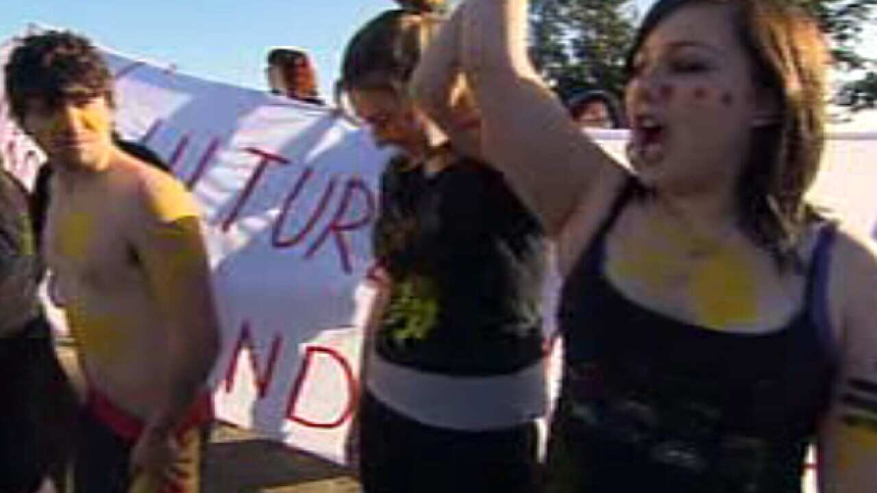 indig_school_protest_l_110606_sbs_1604133458