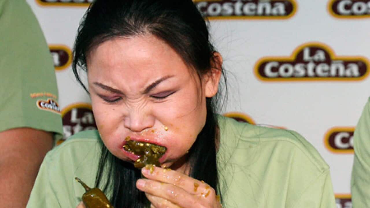 Chicken_wing_contest_L_2_1316209774