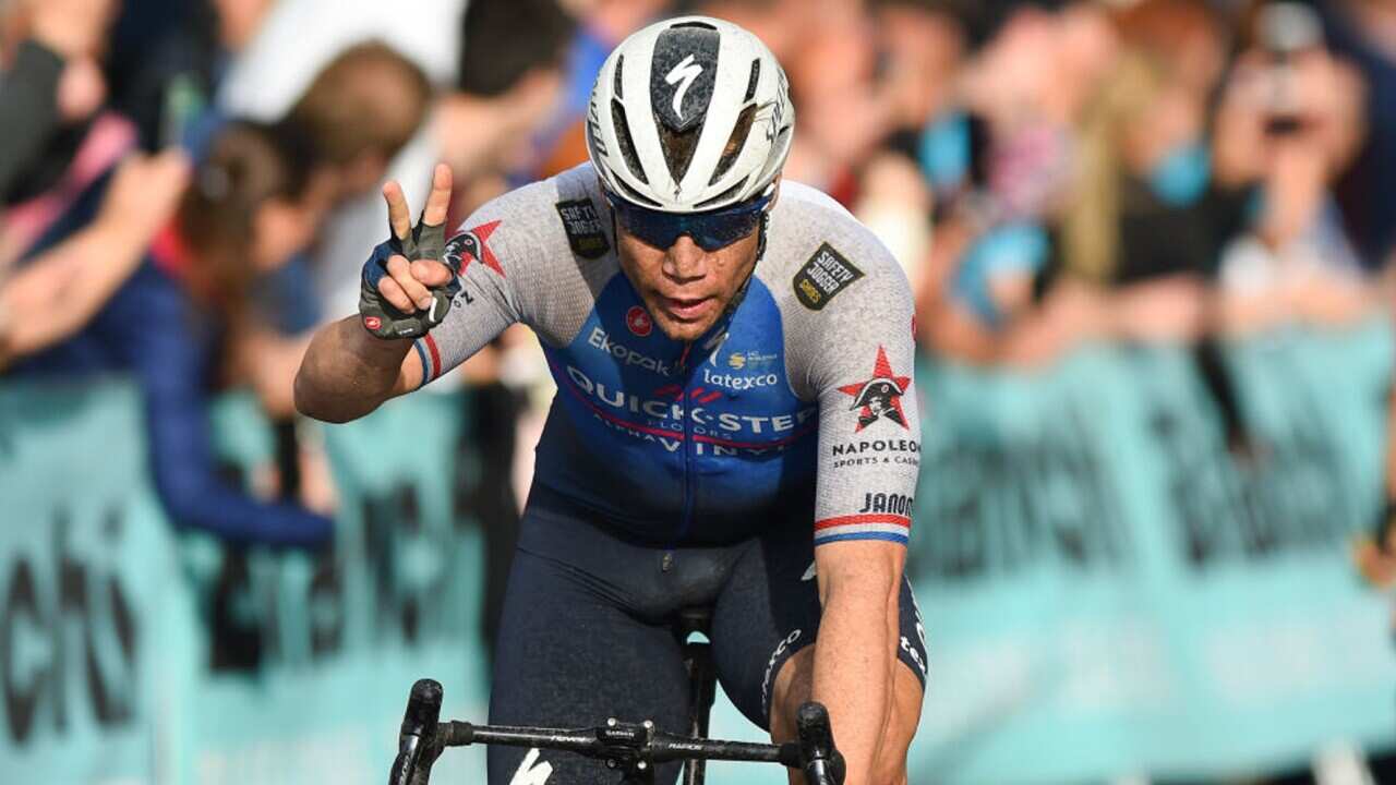 Fabio Jakobsen celebrates his win