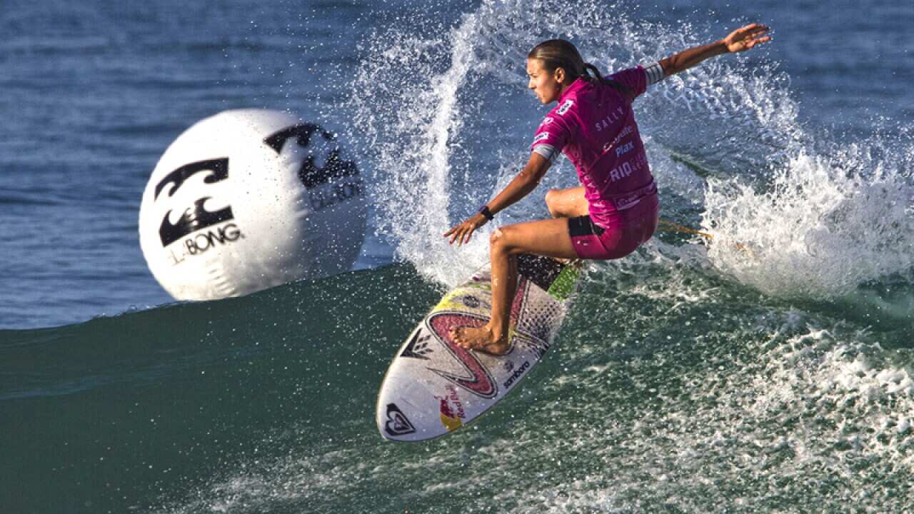 Top four women progress in Brazil surfing