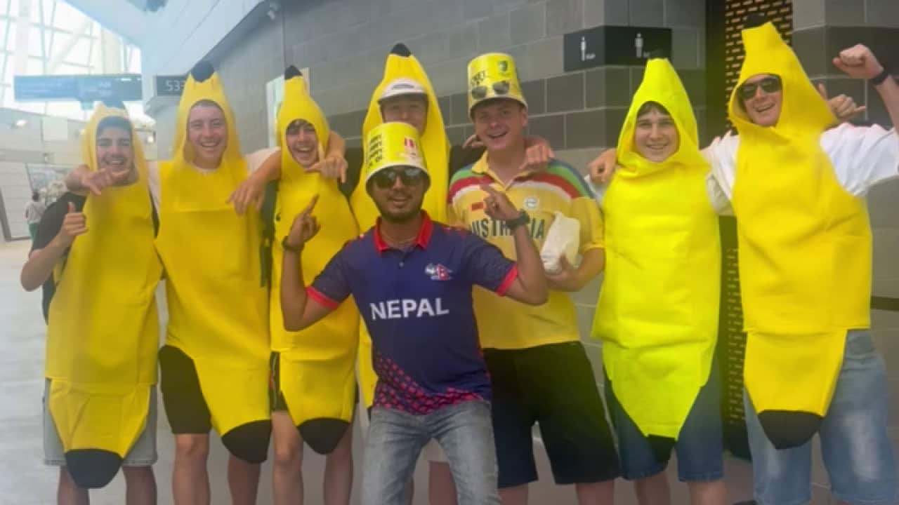 Winner of the tickets to AUS V IND (MEN) FIRST TEST MATCH in Perth, Deepak Dhami (C).