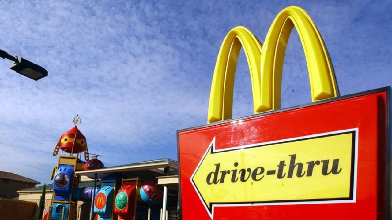 الى جانب البرجر: ماكدونالدز يبيع الخبز والحليب