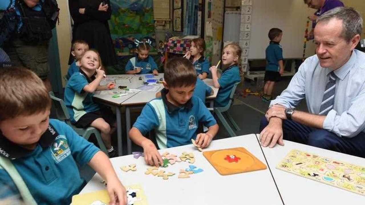 Opposition Leader Bill Shorten visits Beaconsfield State Primary School in the Queensland seat of Dawson.