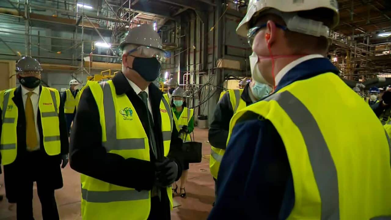 Morrison meets staff at Glasgow shipyard