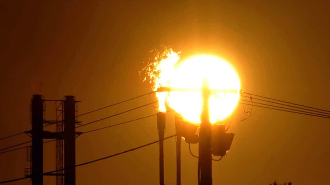 carbon_emissions_sydney_120515_aap_330207938
