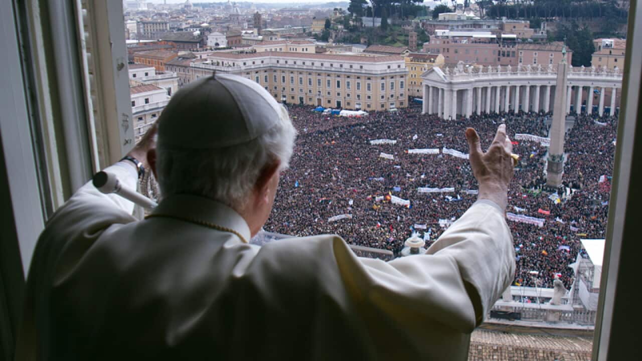 Big crowd for Pope's final Sunday blessing