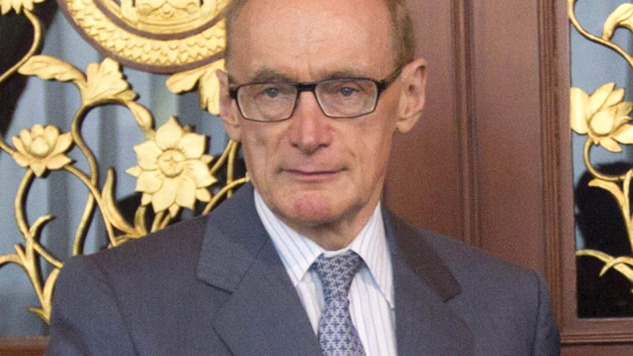 Carr calls on travellers to be responsible