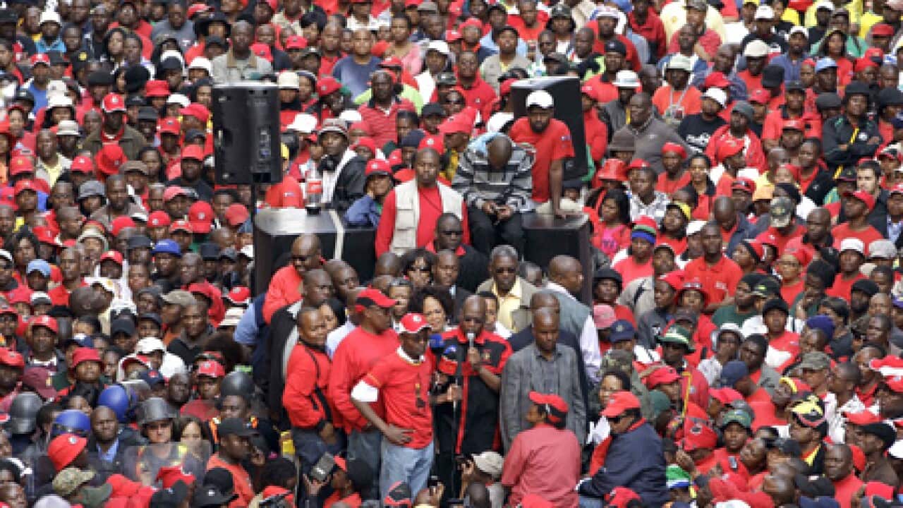 south_africa_protests_johannesburg_100827_b_aap_1041337270