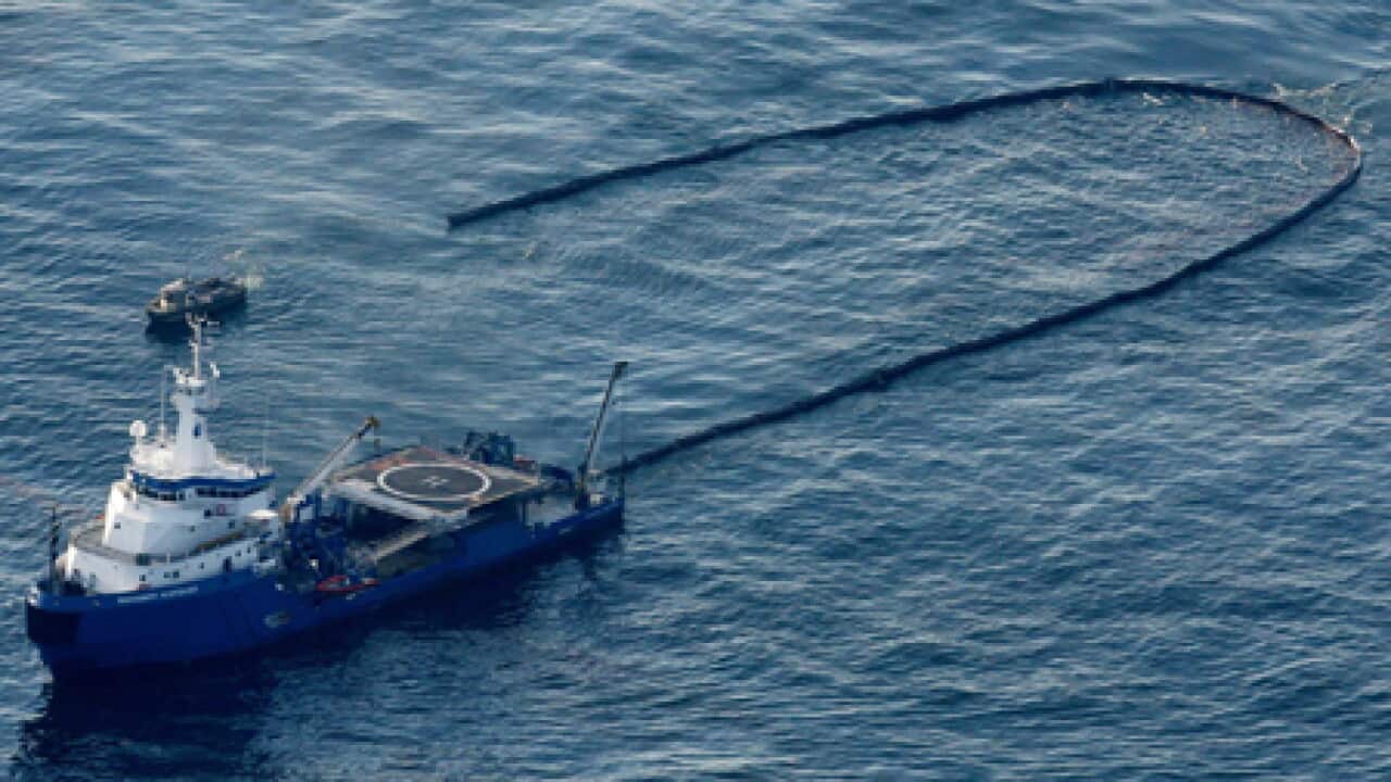 oil_spill_100430_l_aap_442824541
