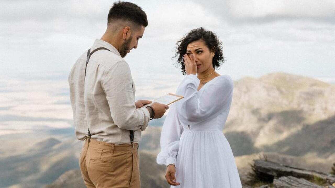Nina et Anthony Gimenez se sont mariés le 22 novembre au sommet de Bluff Knoll.