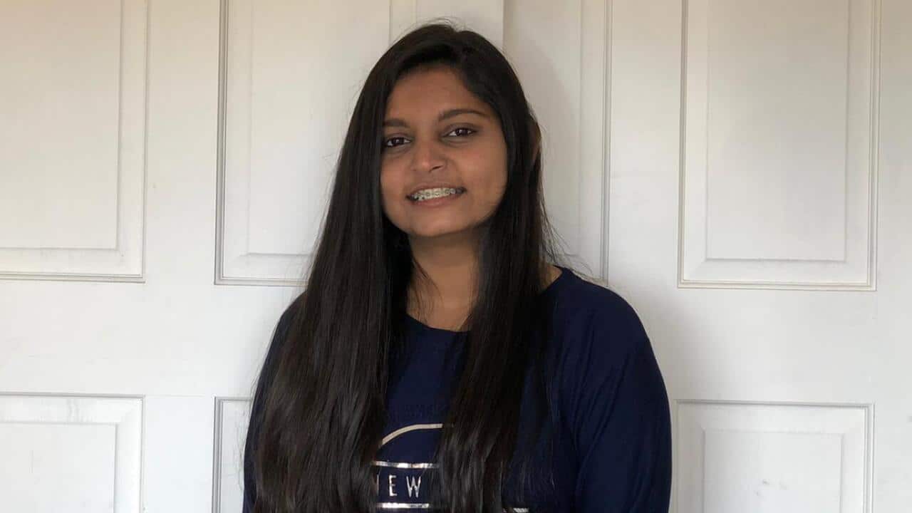 Hemal Patel - Victoria H.Sc Topper in Hindi