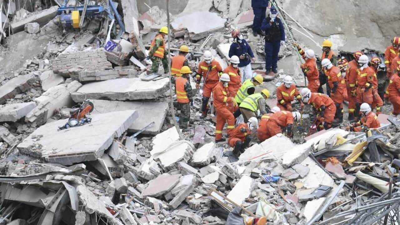 The collapse of a Chinese hotel has killed 10 people.