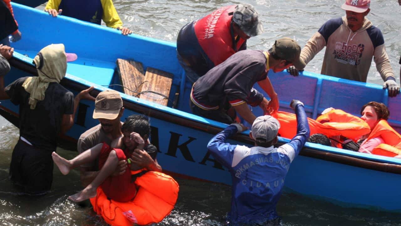 Aust asylum boat arrests in Indonesia
