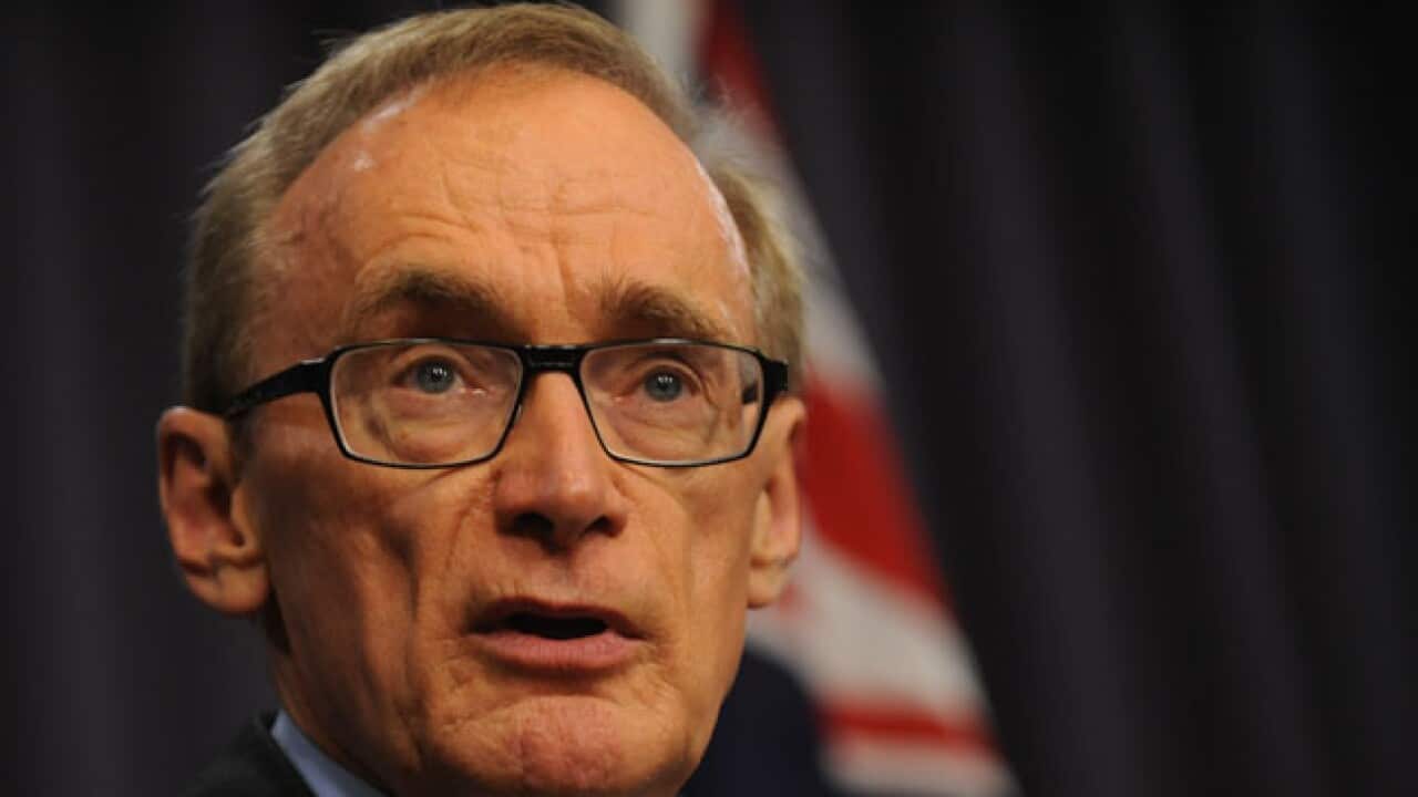 bob_carr_press_130702_aap_b_19618662