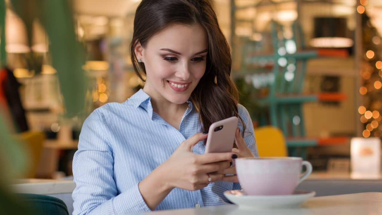 Constantly using smartphone