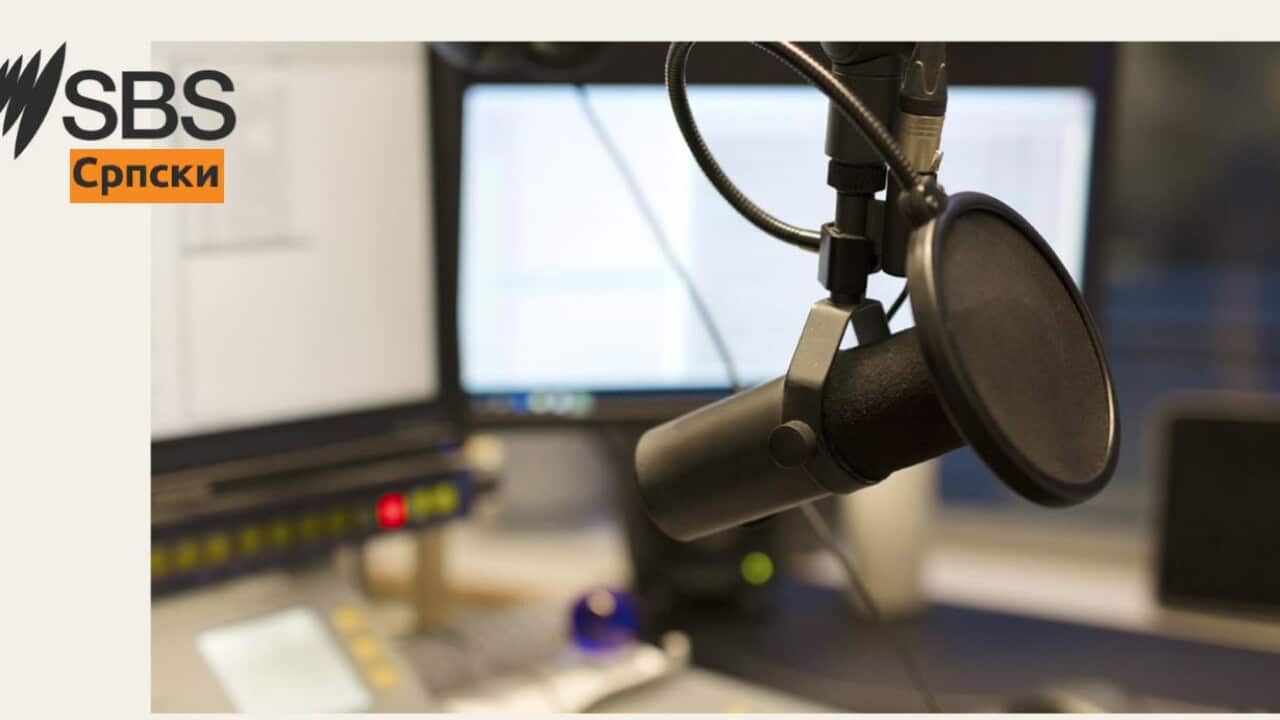 FLASH NEWS BANNER MIC.jpg