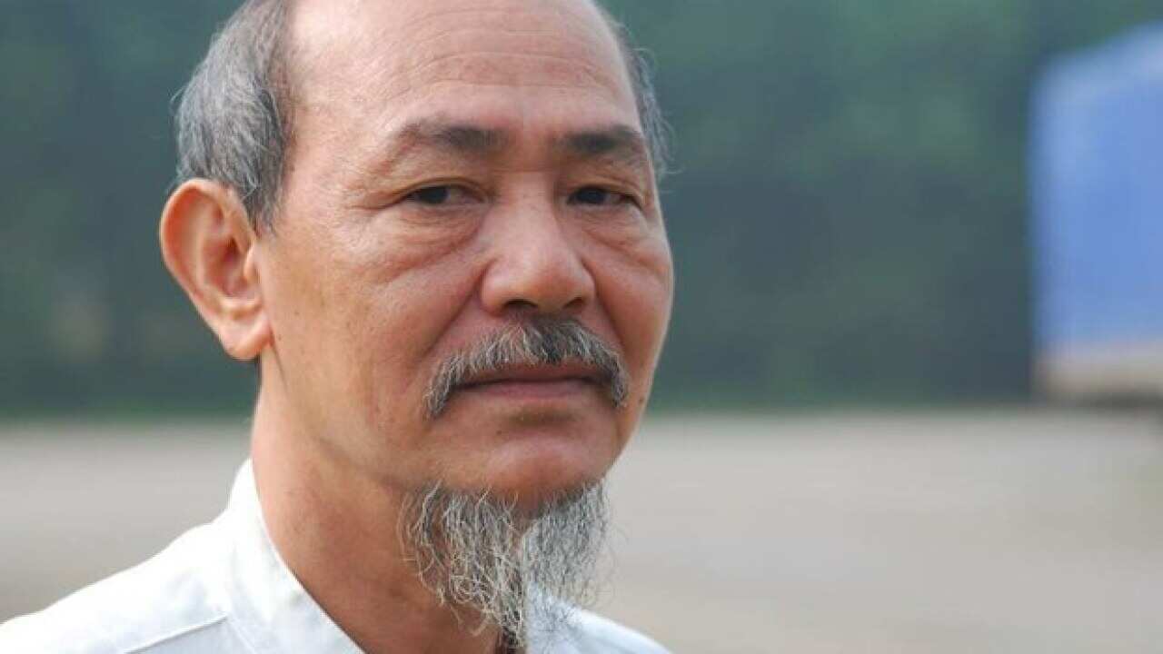 Nhà văn Phạm Thành, tên đầy đủ là Phạm Chí Thành, năm nay 68 tuổi, viết blog với biệt danh là Bà Đầm Xòe