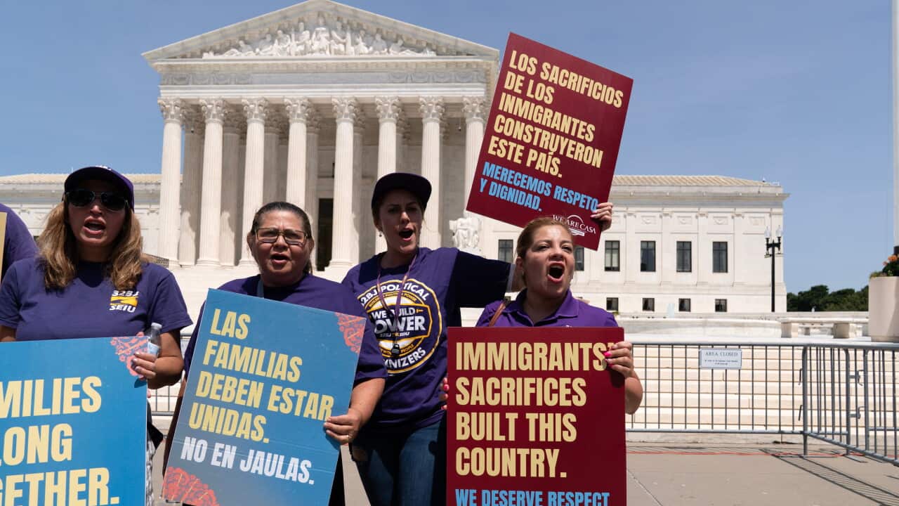 APTOPIX Supreme Court Immigration