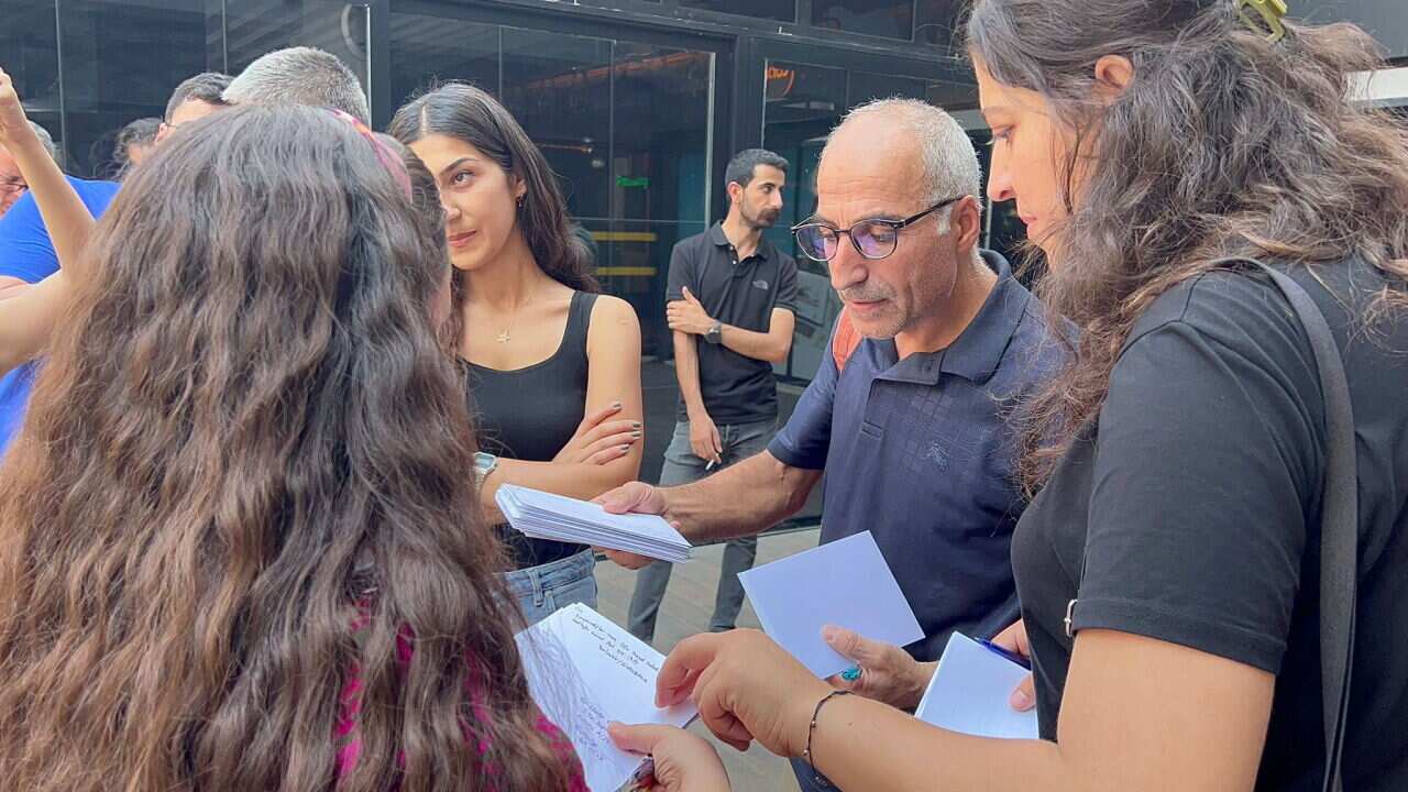 Cards sent to detained journalists in Diyarbakir.jpeg