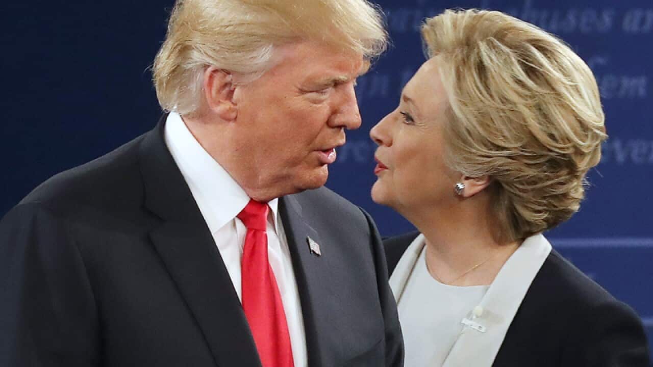 Republican Donald Trump (L) and Democrat Hillary Clinton