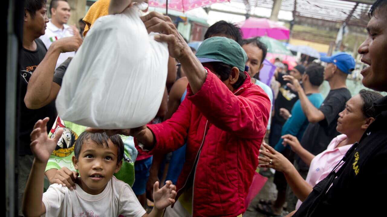 phils_typhoon_aid_getty.jpg