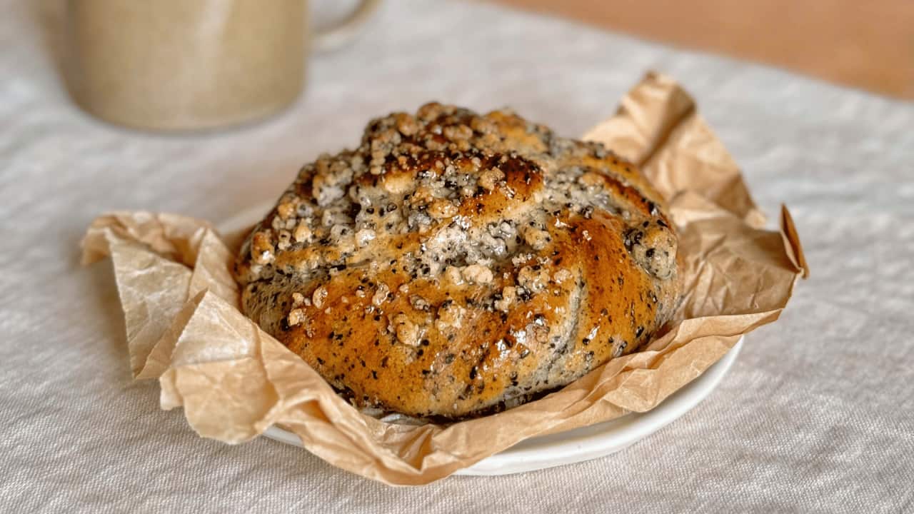 Sesame bun.png