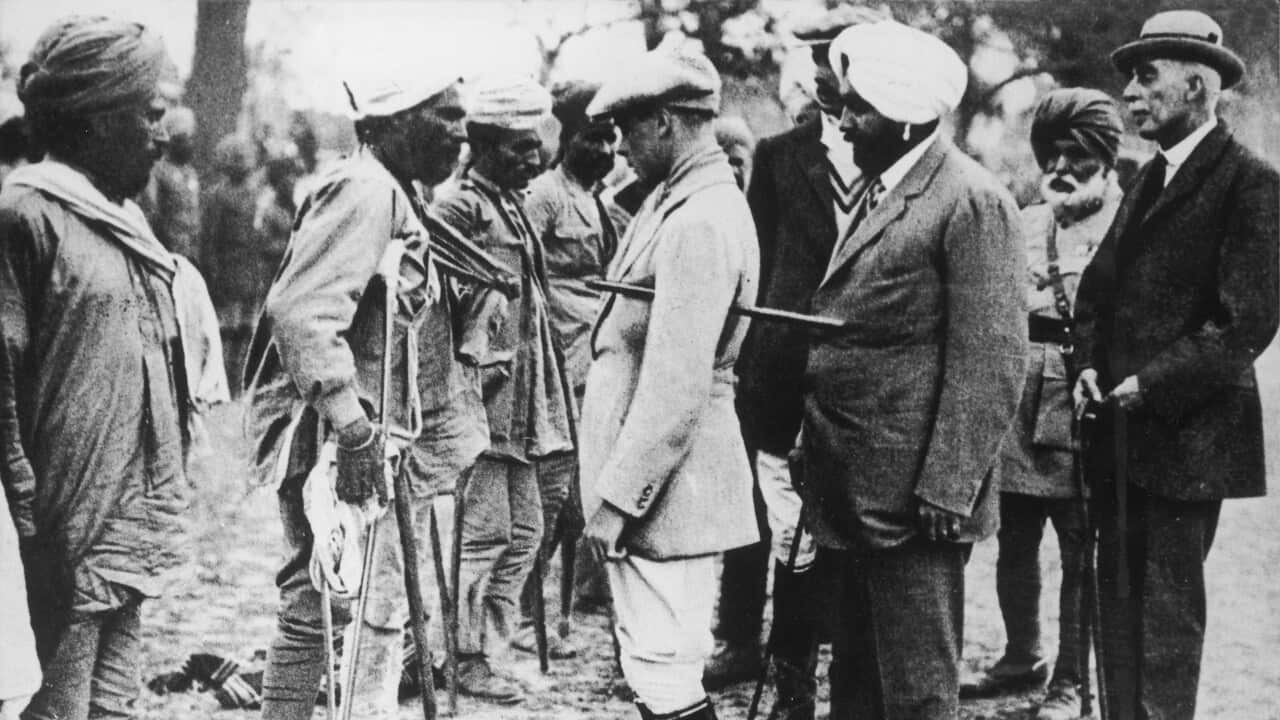 EDWARD VIII & PATAILAS