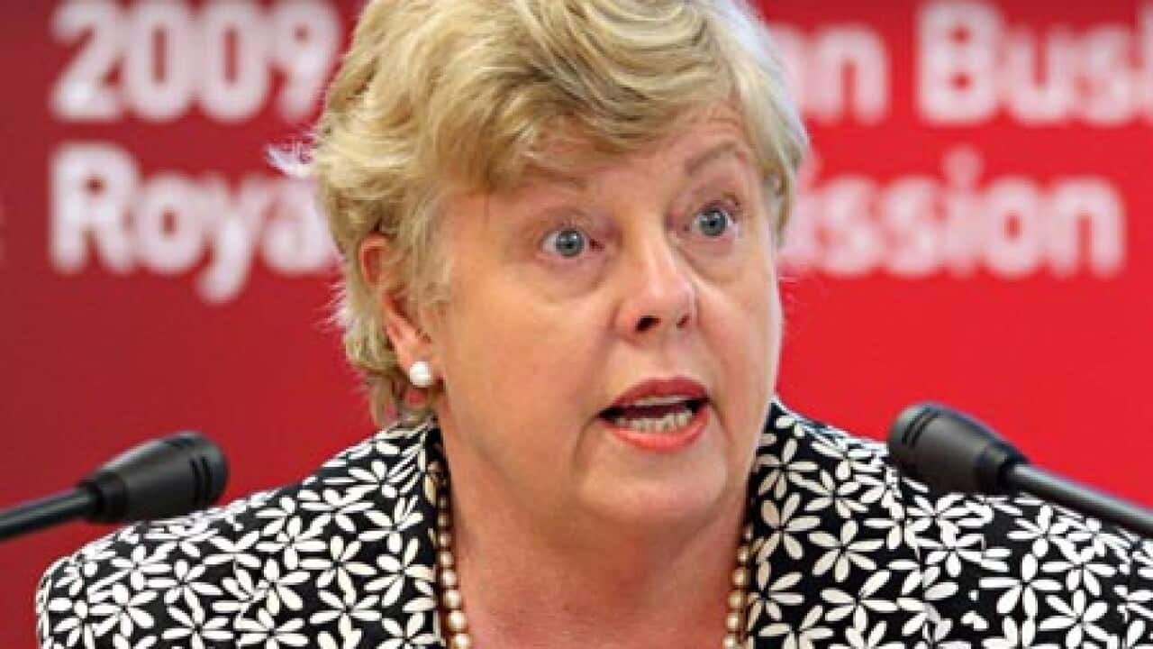 christine_nixon_100415_L_aap_583513620