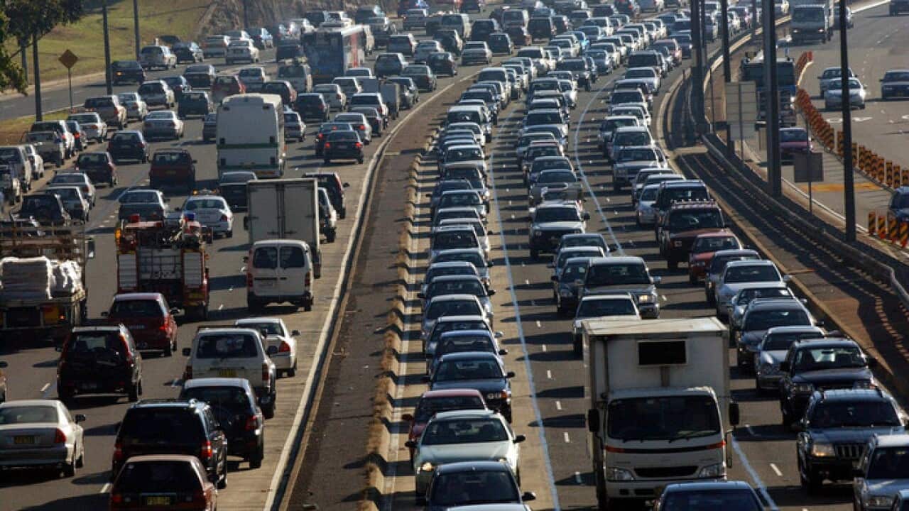 Traffic on Sydney's Warringah Freeway
