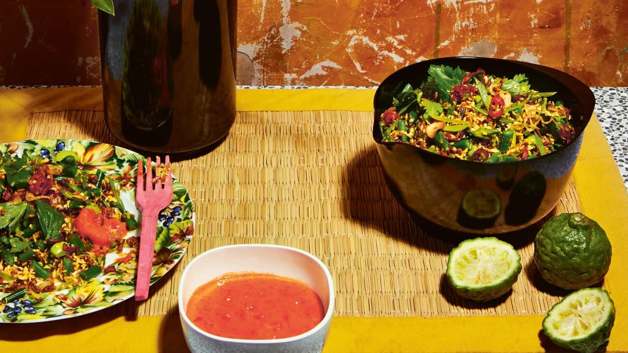 Balinese coconut lawar salad (Lawar Buncis)