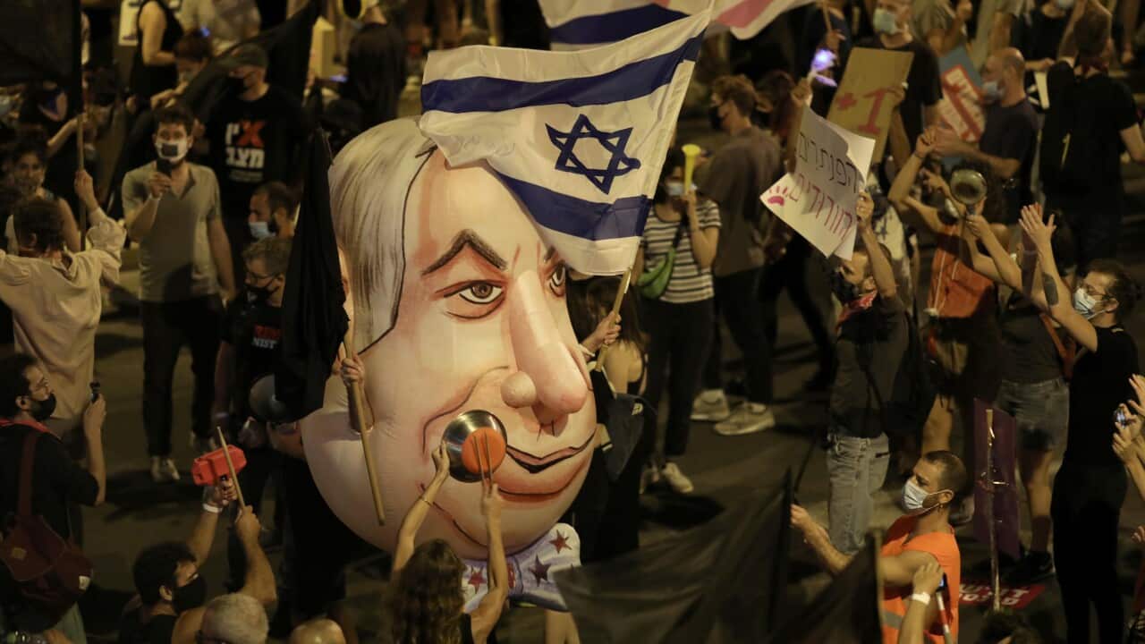 Israelis protest against Israeli prime minister Benjamin Netanyahu outside his residence in Jerusalem (AAP)