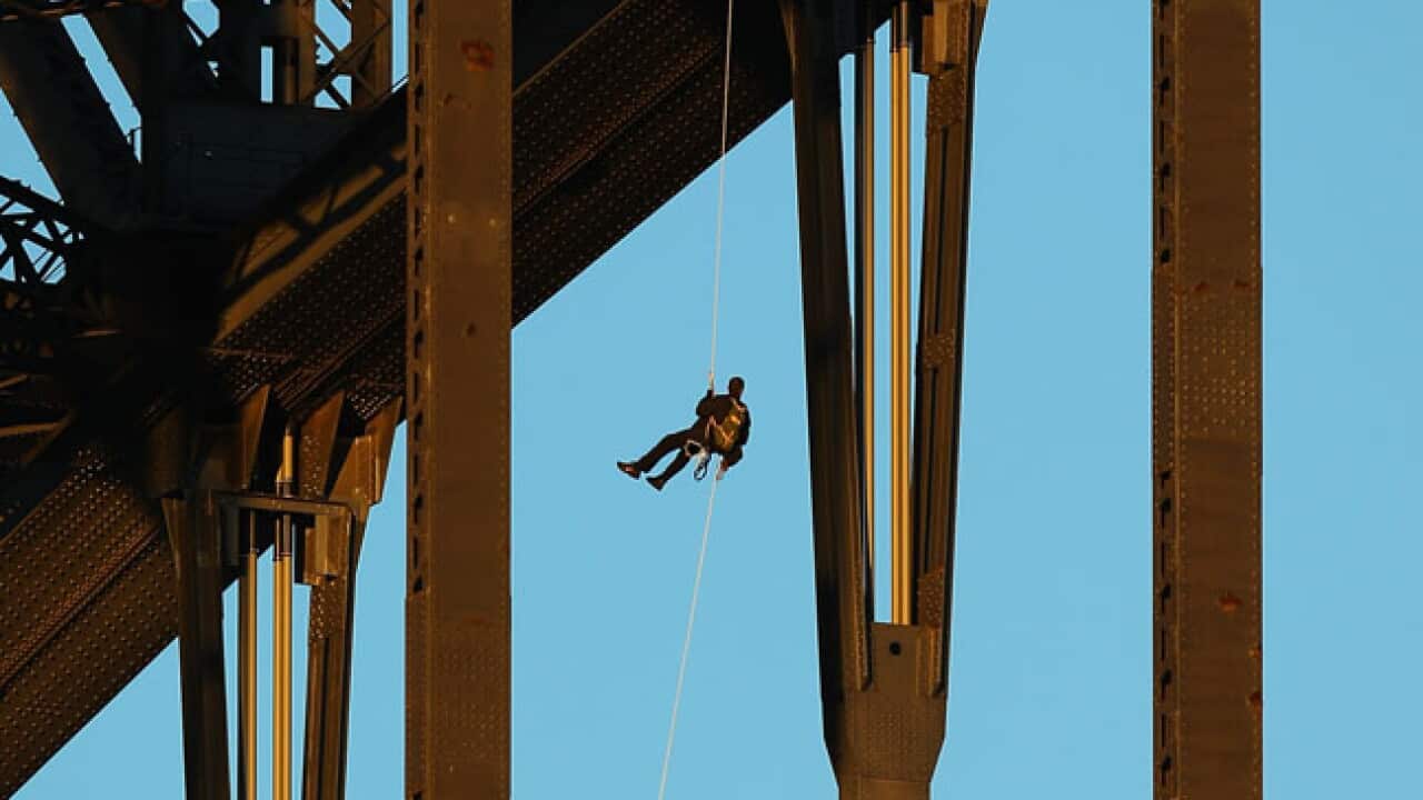 bridge_protester_20110513_b_getty_976306089