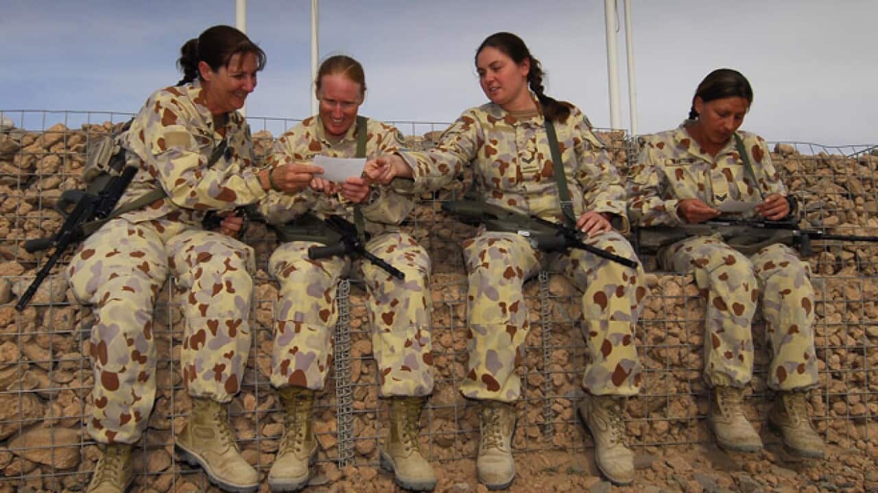 women_adf_solider_b_110412_adf_1442528301