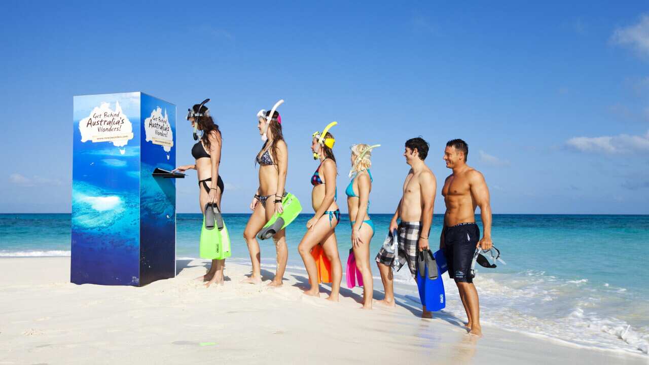 cairns_tourism_ad_2011_aap.jpg