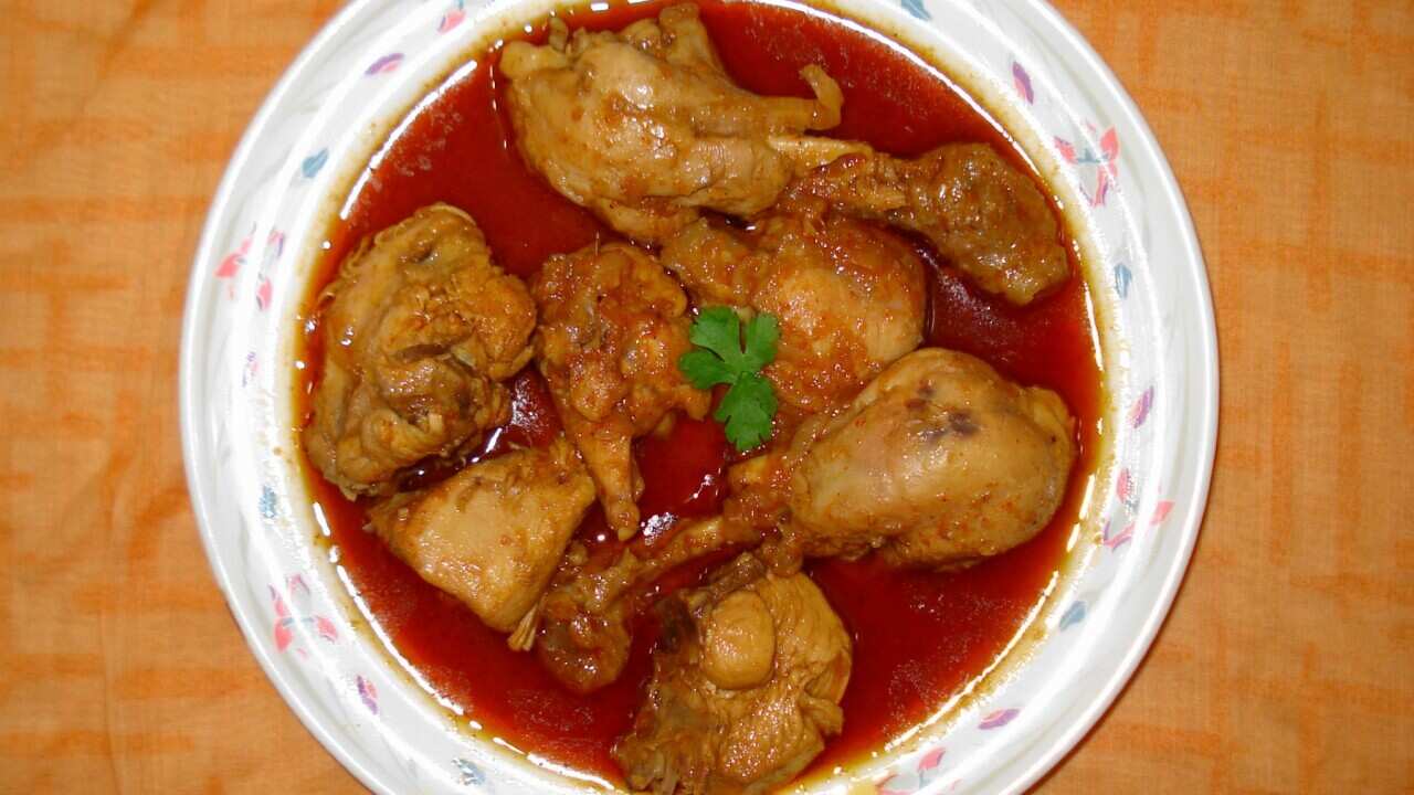 Curry chicken
