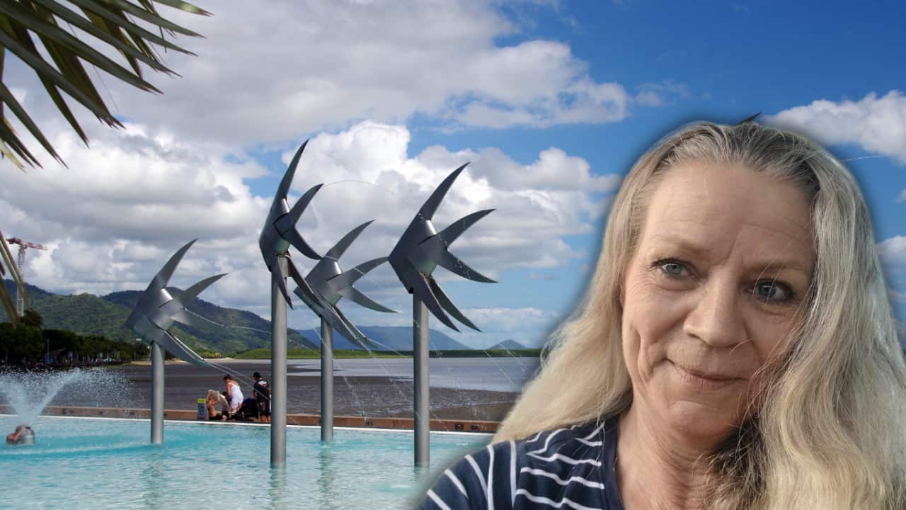 Mieke van den Berg Groeten uit Cairns.png