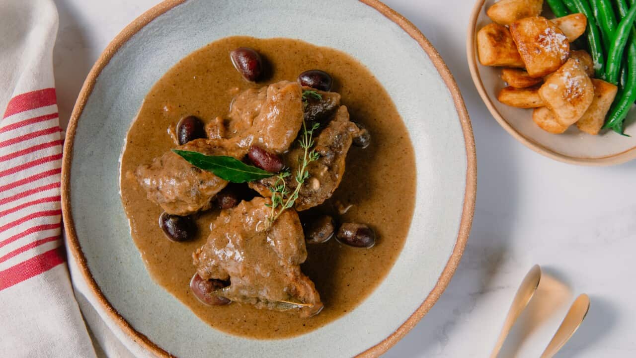 Chicken with garlic, olives & saison ale