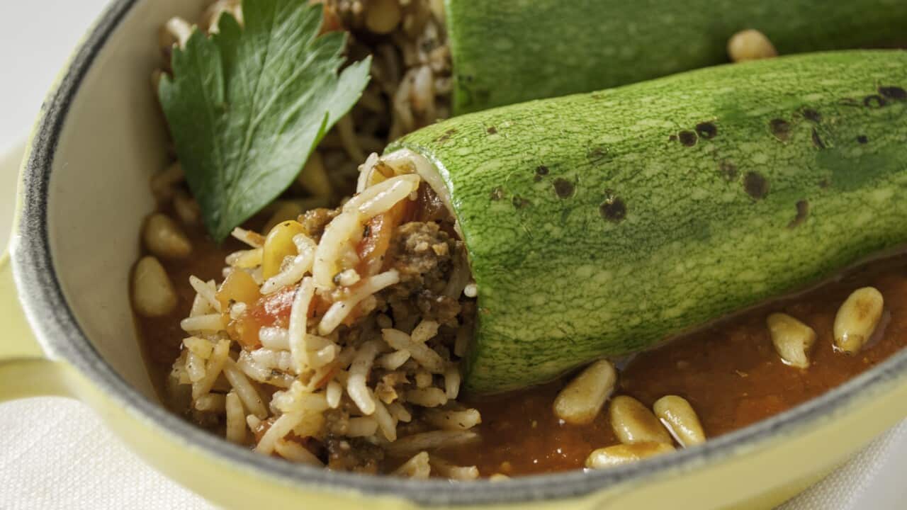 Beef and rice stuffed zucchinis
