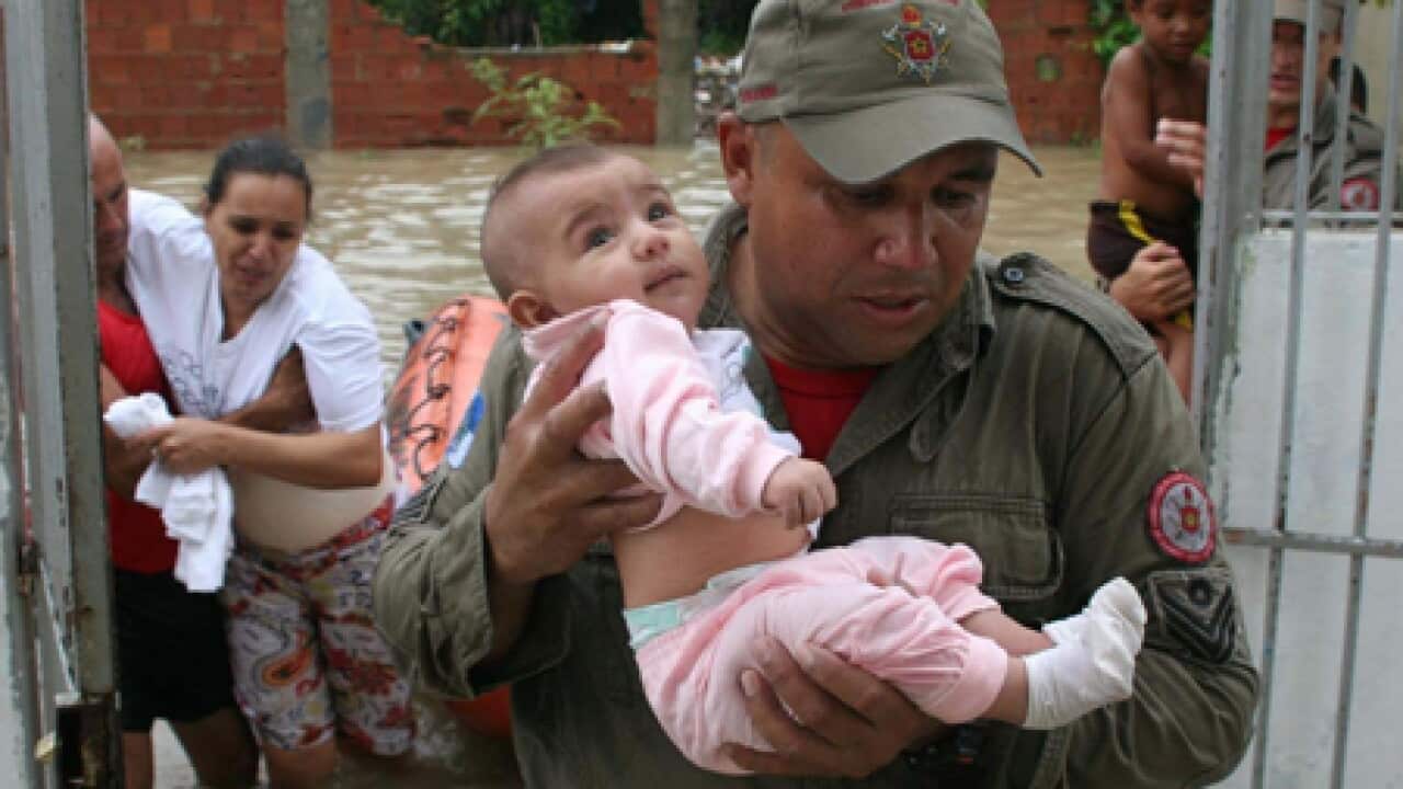 brazil_flood_baby_100407_B_ap_1205244878