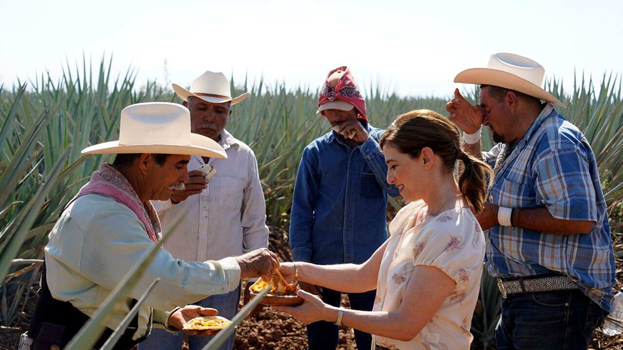 Pati Jinich in S10 ep 8 of Pati's Mexican Table