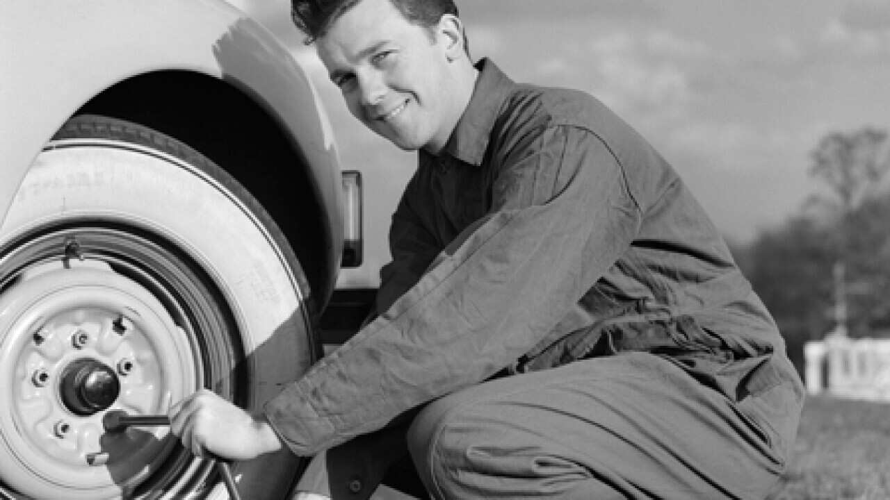 tradie_mechanic_vintage_101222_B_getty_1377411884