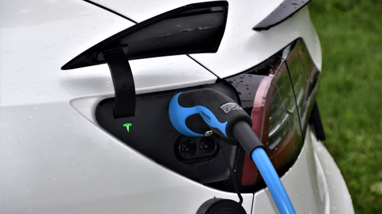 Charging an electric car - Waldemar Brandt-Unsplash