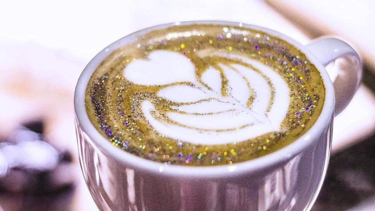 Glitter coffee